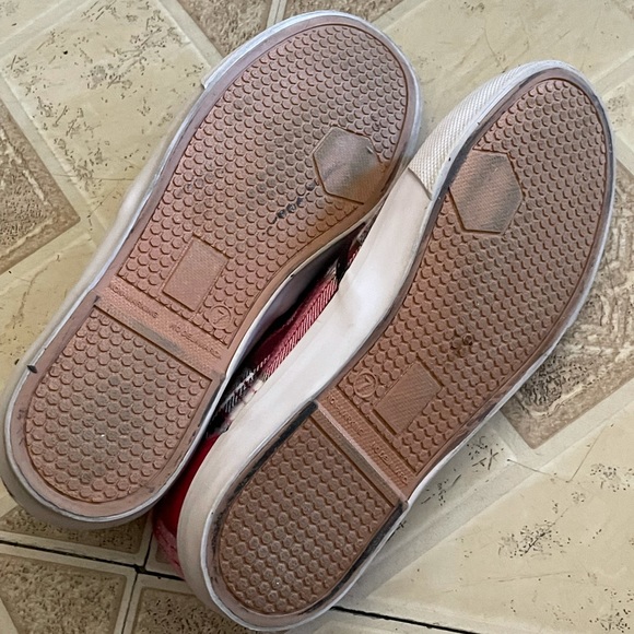 Forever 21 Slip On Shoes - Picture 3 of 3